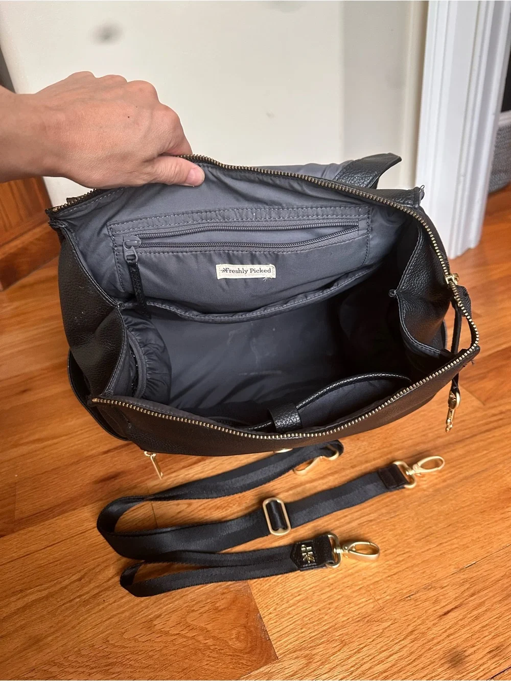 Freshly Picked Diaper Bag Vegan Leather, Ebony